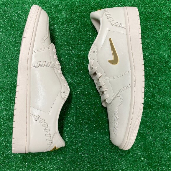 Nike Air Jordan 1 Method of Make Womens Basketball Shoes FN5032-200 VNDS Sz 12 - Picture 3 of 9